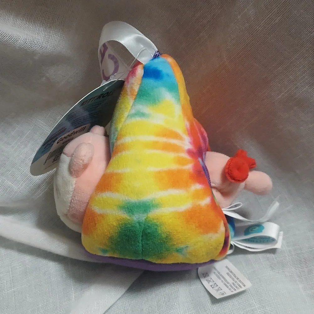 Anirollz Mini Plush Outfitz Tie-Dye PEACE Kittiroll Hershey Kisses Toy